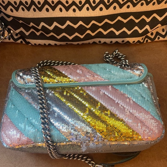 Gucci Marmont Pastel Multicolor Sequin Crossbody Bag - Picture 4 of 10